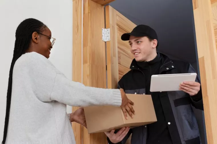 Réduire les coûts d’expédition : comment minimiser le poids et le volume du colis sans endommager le contenu ?, Monaco, Mail Boxes Etc.